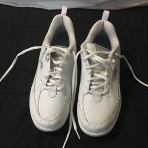 Easy Spirit Shape Ups, Size 9.5M, white,
